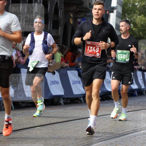 13.09.2026 - 21. swb-Marathon Bremen Strokosch-Dieckow http://msf.ph/oto/10325862 13.09.2026 13:11:39 Ziel 382, 1349, 2087, 3440, 3448, 3484, 3899, 4429, 6274, 8474, 9291, 9618, 9762, 826, 863, 4368, 4651, 5521, 5585, 5893, 6059, 6668, 8996, 9398, 13055 meine-sportfotos.de
