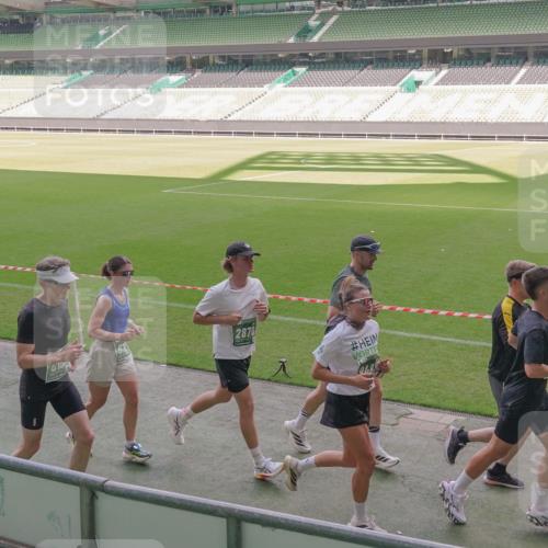 13.09.2026 - 21. swb-Marathon Bremen Michael Burmester http://msf.ph/oto/10325883 13.09.2026 12:55:19 Laufen im Stadion 161, 189, 201, 205, 307, 385, 388, 411, 461, 465, 481, 495, 655, 666, 816, 827, 854, 913, 1053, 1058, 1076, 1197, 1390, 1419, 1468, 1537, 1551, 1599, 1631, 1645, 1658, 1750, 2122, 2125, 2234, 2251, 2260, 2319, 2383, 2390, 2474, 2499, 2604, 2701, 2733, 2801, 2824, 2870, 2882, 2913, 2922, 2962, 2971, 3012, 3054, 3057, 3134, 3175, 3192, 3206, 3241, 3246, 3346, 3356, 3357, 3411, 3508, 3706, 3716, 3836, 4135, 4137, 4413, 4479, 4733, 5277, 5430, 5530, 5695, 5867, 6106 meine-sportfotos.de