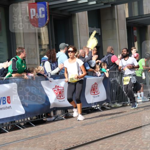 13.09.2026 - 21. swb-Marathon Bremen Strokosch-Dieckow http://msf.ph/oto/10325889 13.09.2026 11:00:54 Ziel 10428, 10639, 10678, 10892, 10964, 10965, 11049, 11116, 11260, 11306, 11428, 11681, 11682, 11751, 11796, 11813, 11816, 11850, 12062, 12085, 12241, 12245, 12283, 12390, 12391, 10093, 10263, 10272, 10275, 10306, 10367, 10368, 10753, 10857, 11055, 11162, 11180, 11247, 11343, 11359, 11475, 11540, 11556, 11687, 11708, 11728, 11797, 11804, 11819, 11838, 11959, 12006, 12116, 12397, 12428, 12430 meine-sportfotos.de