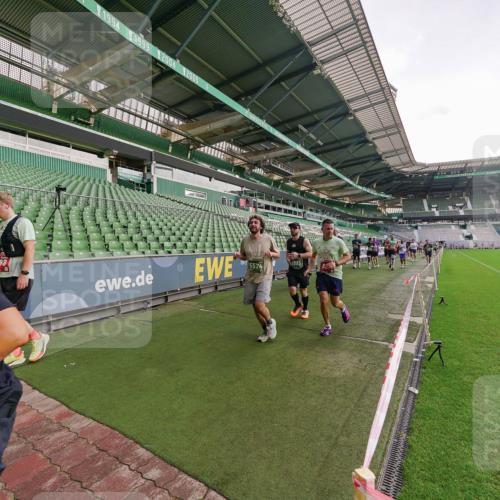 13.09.2026 - 21. swb-Marathon Bremen Michael Burmester http://msf.ph/oto/10325922 13.09.2026 13:29:43 Laufen im Stadion 171, 220, 297, 405, 422, 476, 685, 729, 754, 767, 986, 1079, 1217, 1242, 1270, 1298, 1325, 1384, 1615, 1633, 1634, 1741, 1777, 1810, 1811, 1886, 1983, 2238, 2242, 2249, 2263, 2326, 2365, 2436, 2449, 2472, 2546, 2574, 2593, 2615, 2738, 2740, 2743, 2830, 2862, 2868, 2869, 2871, 2924, 2991, 3020, 3053, 3061, 3129, 3154, 3227, 3238, 3274, 3286, 3321, 3361, 3563, 3594, 3595, 3605, 3678, 3694, 3755, 3758, 3798, 3826, 3853, 3898, 3929, 3953, 3965, 3971, 3987, 4011, 4056, 4108 meine-sportfotos.de