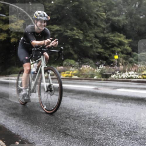 13.09.2026 - Stadtparktriathlon H.Heesch http://msf.ph/oto/10325924 13.09.2026 12:49:56 Radfahren 1070, 1089 meine-sportfotos.de