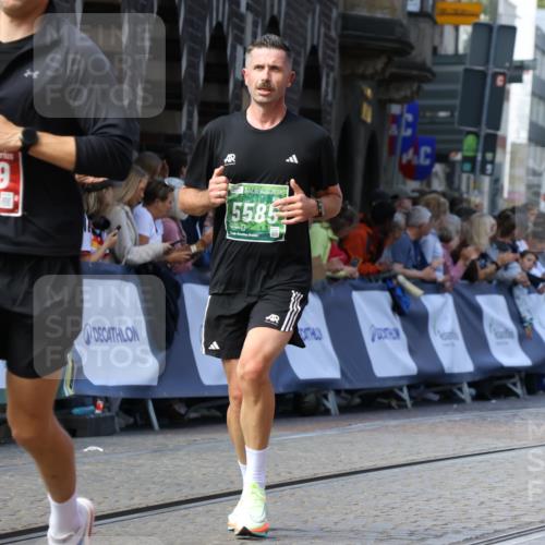 13.09.2026 - 21. swb-Marathon Bremen Strokosch-Dieckow http://msf.ph/oto/10325927 13.09.2026 13:11:41 Ziel 382, 1349, 2087, 3440, 3448, 3899, 6274, 7109, 8474, 9291, 9618, 9762, 826, 863, 4368, 4651, 5521, 5585, 5893, 6668, 8996, 9398, 13055 meine-sportfotos.de