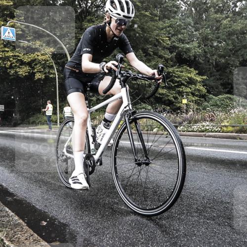 13.09.2026 - Stadtparktriathlon H.Heesch http://msf.ph/oto/10325930 13.09.2026 11:38:50 Radfahren 776, 905 meine-sportfotos.de