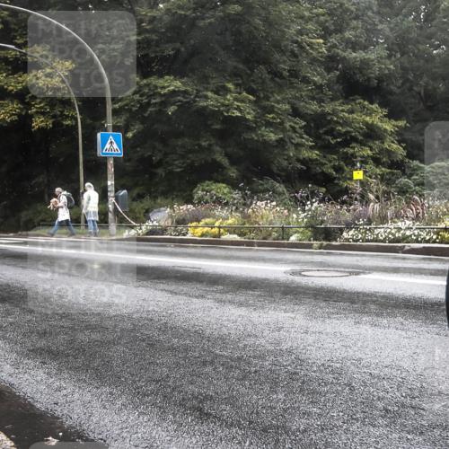 13.09.2026 - Stadtparktriathlon H.Heesch http://msf.ph/oto/10325936 13.09.2026 12:50:02 Radfahren 1177, 1210, 1276, 1300 meine-sportfotos.de