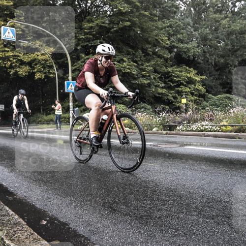 13.09.2026 - Stadtparktriathlon H.Heesch http://msf.ph/oto/10325938 13.09.2026 11:38:54 Radfahren 740, 826, 835, 893, 905 meine-sportfotos.de