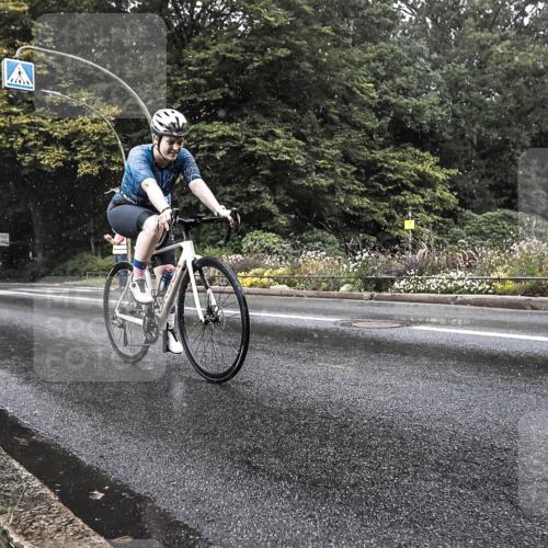 13.09.2026 - Stadtparktriathlon H.Heesch http://msf.ph/oto/10325951 13.09.2026 11:38:56 Radfahren 740, 826, 835, 893, 905 meine-sportfotos.de