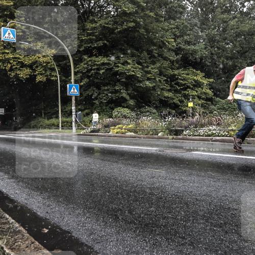 13.09.2026 - Stadtparktriathlon H.Heesch http://msf.ph/oto/10325983 13.09.2026 11:39:26 Radfahren 653, 859, 865 meine-sportfotos.de