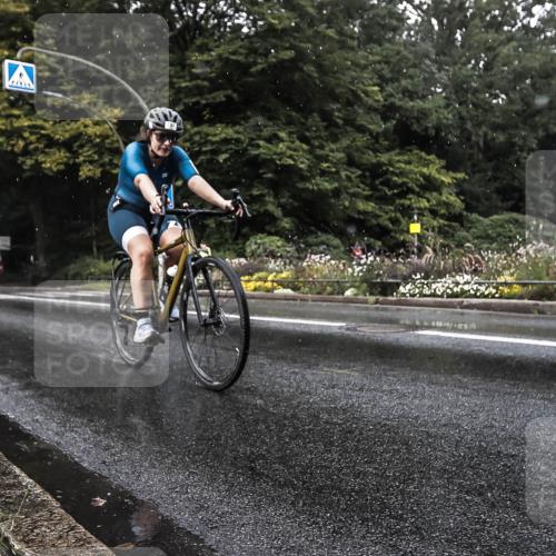 13.09.2026 - Stadtparktriathlon H.Heesch http://msf.ph/oto/10326004 13.09.2026 11:39:36 Radfahren 737, 757, 825, 917 meine-sportfotos.de