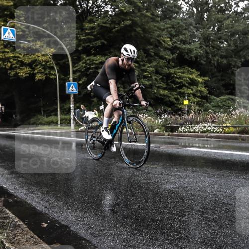 13.09.2026 - Stadtparktriathlon H.Heesch http://msf.ph/oto/10326056 13.09.2026 11:39:59 Radfahren 748, 752, 785, 842 meine-sportfotos.de