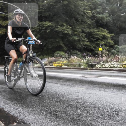 13.09.2026 - Stadtparktriathlon H.Heesch http://msf.ph/oto/10326062 13.09.2026 12:51:07 Radfahren 1097, 1113, 1139, 1141, 1167, 1216 meine-sportfotos.de