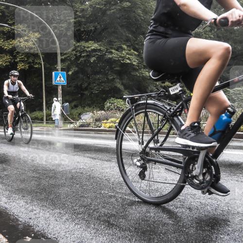 13.09.2026 - Stadtparktriathlon H.Heesch http://msf.ph/oto/10326065 13.09.2026 12:51:07 Radfahren 1097, 1113, 1139, 1141, 1167, 1216 meine-sportfotos.de
