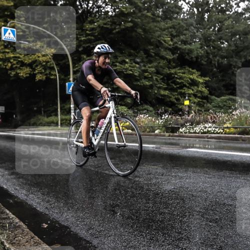 13.09.2026 - Stadtparktriathlon H.Heesch http://msf.ph/oto/10326085 13.09.2026 11:40:09 Radfahren 779, 787, 948 meine-sportfotos.de