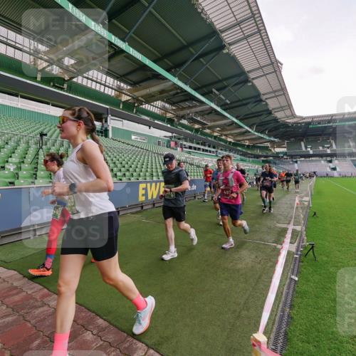 13.09.2026 - 21. swb-Marathon Bremen Michael Burmester http://msf.ph/oto/10326106 13.09.2026 13:30:00 Laufen im Stadion 171, 220, 297, 405, 422, 476, 685, 729, 754, 767, 806, 986, 1079, 1217, 1242, 1270, 1384, 1615, 1633, 1634, 1777, 1810, 1811, 1886, 1983, 2216, 2238, 2242, 2249, 2263, 2326, 2365, 2436, 2449, 2546, 2593, 2615, 2637, 2719, 2738, 2740, 2830, 2862, 2868, 2869, 2871, 2918, 2924, 2991, 2994, 3020, 3053, 3101, 3129, 3227, 3238, 3274, 3286, 3321, 3361, 3563, 3594, 3595, 3605, 3678, 3755, 3758, 3798, 3876, 3898, 3929, 3953, 3965, 3971, 3987, 4011, 4056 meine-sportfotos.de