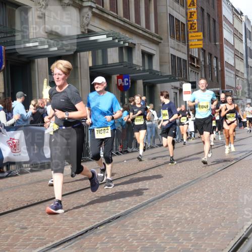 13.09.2026 - 21. swb-Marathon Bremen Strokosch-Dieckow http://msf.ph/oto/10326110 13.09.2026 11:00:59 Ziel 10560, 10639, 10647, 10648, 10678, 10892, 10964, 10965, 11049, 11116, 11260, 11306, 11428, 11459, 11467, 11681, 11682, 11751, 11788, 11796, 11813, 11816, 11850, 11969, 11970, 12047, 12062, 12241, 12245, 12283, 12390, 12391, 10093, 10263, 10306, 10367, 10368, 10428, 10639, 10753, 10857, 11055, 11162, 11247, 11343, 11359, 11475, 11540, 11556, 11728, 11797, 11804, 11819, 11959, 12006, 12085, 12116, 12397, 12428, 12430 meine-sportfotos.de
