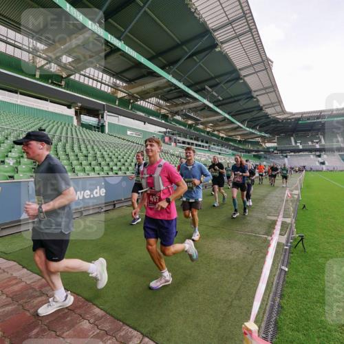 13.09.2026 - 21. swb-Marathon Bremen Michael Burmester http://msf.ph/oto/10326112 13.09.2026 13:30:01 Laufen im Stadion 171, 220, 297, 405, 422, 476, 639, 685, 729, 754, 767, 806, 986, 1079, 1217, 1242, 1270, 1384, 1615, 1633, 1634, 1777, 1810, 1811, 1886, 1983, 2216, 2238, 2242, 2249, 2263, 2326, 2365, 2436, 2449, 2546, 2593, 2615, 2637, 2719, 2738, 2740, 2830, 2862, 2868, 2869, 2871, 2918, 2924, 2991, 2994, 3020, 3053, 3101, 3129, 3227, 3238, 3274, 3286, 3321, 3361, 3563, 3594, 3595, 3605, 3678, 3755, 3758, 3798, 3876, 3898, 3929, 3953, 3965, 3971, 3987, 4011, 4056 meine-sportfotos.de