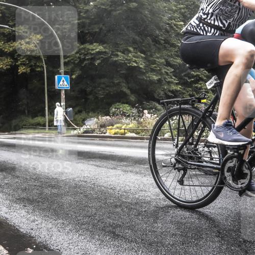 13.09.2026 - Stadtparktriathlon H.Heesch http://msf.ph/oto/10326118 13.09.2026 12:51:46 Radfahren 1090, 1132, 1181, 1256, 1290, 1293 meine-sportfotos.de