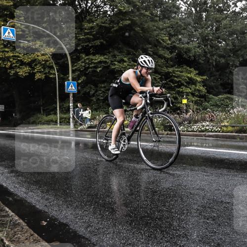 13.09.2026 - Stadtparktriathlon H.Heesch http://msf.ph/oto/10326121 13.09.2026 11:40:18 Radfahren 801, 807, 863 meine-sportfotos.de