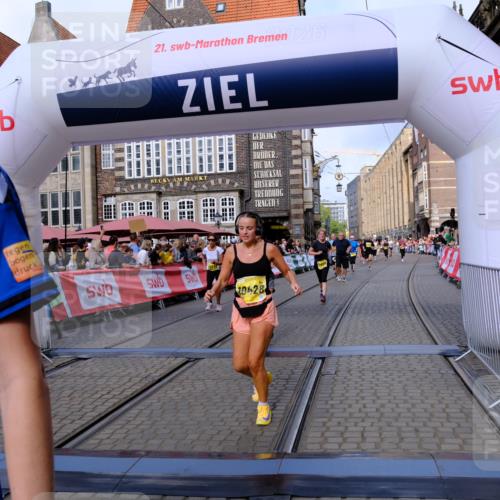 13.09.2026 - 21. swb-Marathon Bremen Tim E. http://msf.ph/oto/10326126 13.09.2026 11:01:18 Ziel 10093, 10367, 10368, 10428, 10639, 10753, 10964, 10965, 11049, 11055, 11116, 11247, 11359, 11428, 11540, 11681, 11682, 11728, 11804, 11850, 12006, 12085, 12116, 12241, 12428 meine-sportfotos.de
