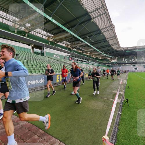 13.09.2026 - 21. swb-Marathon Bremen Michael Burmester http://msf.ph/oto/10326133 13.09.2026 13:30:02 Laufen im Stadion 171, 297, 405, 422, 476, 639, 685, 729, 754, 767, 806, 986, 1079, 1217, 1242, 1270, 1384, 1615, 1633, 1634, 1777, 1810, 1811, 1886, 1983, 2216, 2238, 2242, 2249, 2263, 2326, 2436, 2449, 2546, 2593, 2615, 2637, 2719, 2738, 2740, 2830, 2862, 2868, 2869, 2871, 2918, 2924, 2991, 2994, 3020, 3053, 3101, 3129, 3227, 3238, 3274, 3286, 3321, 3361, 3563, 3594, 3595, 3605, 3678, 3755, 3758, 3798, 3876, 3898, 3929, 3953, 3965, 3971, 3987, 4011, 4056 meine-sportfotos.de