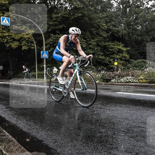 13.09.2026 - Stadtparktriathlon H.Heesch http://msf.ph/oto/10326145 13.09.2026 11:40:27 Radfahren 772, 804, 856 meine-sportfotos.de