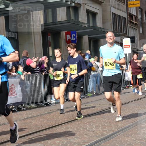13.09.2026 - 21. swb-Marathon Bremen Strokosch-Dieckow http://msf.ph/oto/10326148 13.09.2026 11:01:00 Ziel 10560, 10647, 10648, 10678, 10892, 10964, 10965, 11049, 11116, 11260, 11306, 11428, 11459, 11467, 11666, 11681, 11682, 11751, 11788, 11796, 11798, 11813, 11816, 11850, 11969, 11970, 12047, 12062, 12241, 12245, 12283, 12390, 12391, 10093, 10263, 10306, 10367, 10368, 10428, 10639, 10753, 10857, 11055, 11162, 11247, 11343, 11359, 11475, 11540, 11556, 11728, 11797, 11804, 11819, 11850, 11959, 12006, 12085, 12116, 12397, 12428, 12430 meine-sportfotos.de