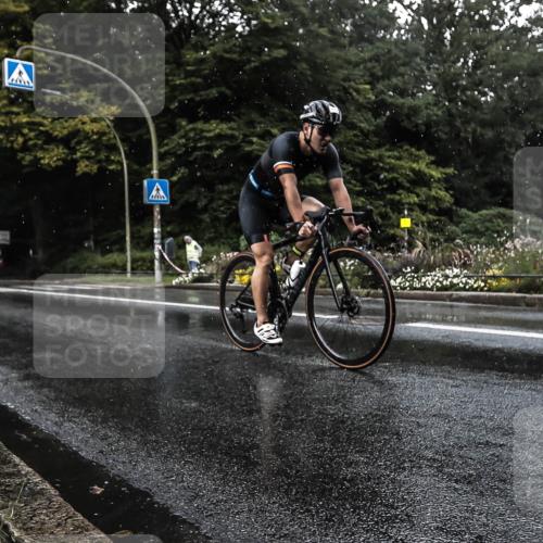 13.09.2026 - Stadtparktriathlon H.Heesch http://msf.ph/oto/10326158 13.09.2026 11:40:34 Radfahren 732, 739, 743, 840, 899 meine-sportfotos.de