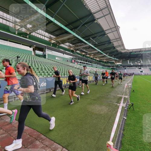 13.09.2026 - 21. swb-Marathon Bremen Michael Burmester http://msf.ph/oto/10326162 13.09.2026 13:30:04 Laufen im Stadion 171, 297, 405, 422, 476, 639, 685, 729, 754, 767, 806, 986, 1217, 1242, 1270, 1384, 1615, 1633, 1634, 1777, 1810, 1811, 1886, 1983, 2216, 2238, 2242, 2249, 2263, 2326, 2368, 2372, 2436, 2449, 2546, 2593, 2615, 2637, 2719, 2738, 2740, 2830, 2862, 2868, 2869, 2871, 2918, 2924, 2991, 2994, 3020, 3053, 3101, 3129, 3227, 3238, 3274, 3286, 3321, 3361, 3563, 3594, 3595, 3605, 3678, 3755, 3758, 3798, 3873, 3876, 3898, 3929, 3953, 3965, 3971, 3987, 4011, 4056 meine-sportfotos.de