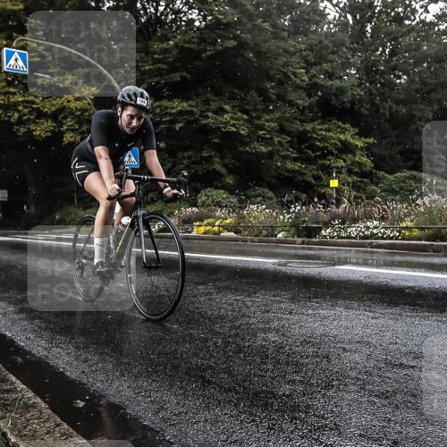 13.09.2026 - Stadtparktriathlon H.Heesch http://msf.ph/oto/10326188 13.09.2026 11:40:45 Radfahren 738, 744, 750, 802 meine-sportfotos.de