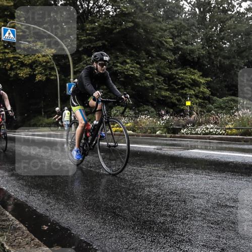 13.09.2026 - Stadtparktriathlon H.Heesch http://msf.ph/oto/10326193 13.09.2026 11:40:46 Radfahren 738, 744, 750, 802 meine-sportfotos.de