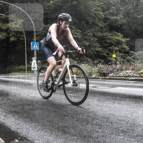 13.09.2026 - Stadtparktriathlon H.Heesch http://msf.ph/oto/10326194 13.09.2026 12:52:37 Radfahren 1075, 1100, 1209, 1230 meine-sportfotos.de