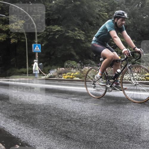 13.09.2026 - Stadtparktriathlon H.Heesch http://msf.ph/oto/10326207 13.09.2026 12:52:40 Radfahren 1075, 1203, 1209, 1230, 1267 meine-sportfotos.de