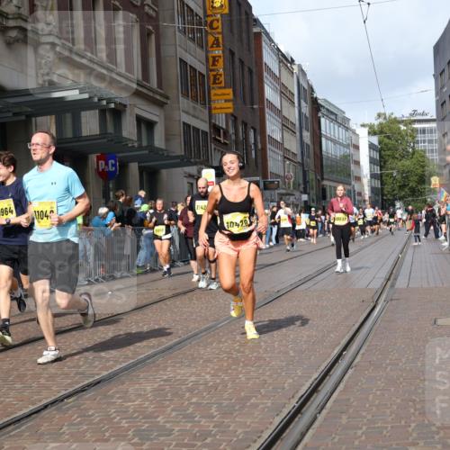 13.09.2026 - 21. swb-Marathon Bremen Strokosch-Dieckow http://msf.ph/oto/10326209 13.09.2026 11:01:01 Ziel 10181, 10560, 10647, 10648, 10678, 10892, 10964, 10965, 11049, 11116, 11260, 11306, 11428, 11459, 11467, 11550, 11551, 11666, 11681, 11682, 11751, 11788, 11796, 11798, 11813, 11816, 11969, 11970, 12047, 12062, 12241, 12245, 12283, 12390, 12391, 10093, 10263, 10367, 10368, 10428, 10639, 10753, 10857, 11055, 11247, 11343, 11359, 11475, 11540, 11556, 11728, 11797, 11804, 11819, 11850, 11959, 12006, 12085, 12116, 12397, 12428 meine-sportfotos.de