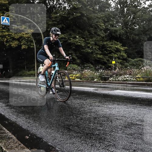 13.09.2026 - Stadtparktriathlon H.Heesch http://msf.ph/oto/10326217 13.09.2026 11:41:02 Radfahren 594, 700, 765, 770, 885 meine-sportfotos.de