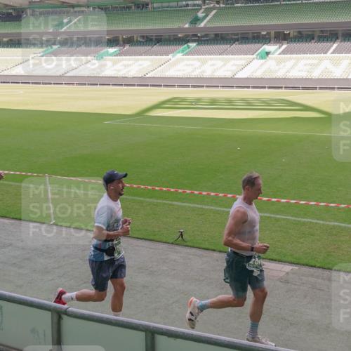 13.09.2026 - 21. swb-Marathon Bremen Michael Burmester http://msf.ph/oto/10326231 13.09.2026 12:55:43 Laufen im Stadion 161, 201, 205, 307, 388, 411, 461, 465, 495, 655, 854, 876, 913, 926, 948, 1053, 1058, 1197, 1390, 1537, 1599, 1645, 1750, 1972, 2001, 2040, 2122, 2125, 2234, 2251, 2260, 2319, 2383, 2390, 2474, 2535, 2604, 2733, 2801, 2812, 2870, 2922, 2948, 2962, 3012, 3057, 3119, 3134, 3175, 3192, 3202, 3206, 3241, 3246, 3290, 3346, 3348, 3356, 3357, 3411, 3508, 3706, 3716, 3836, 4135, 4137, 4171, 4413, 4479, 4733, 5277, 5430, 5530, 5695, 5867, 6106 meine-sportfotos.de