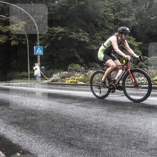 13.09.2026 - Stadtparktriathlon H.Heesch http://msf.ph/oto/10326261 13.09.2026 12:53:19 Radfahren 1199, 1220, 1282, 1298 meine-sportfotos.de