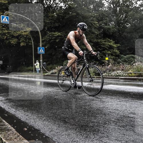 13.09.2026 - Stadtparktriathlon H.Heesch http://msf.ph/oto/10326326 13.09.2026 11:42:14 Radfahren 728, 746, 793, 888 meine-sportfotos.de