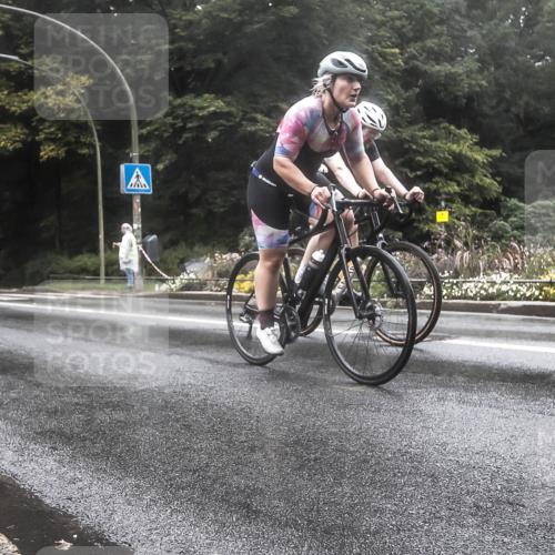 13.09.2026 - Stadtparktriathlon H.Heesch http://msf.ph/oto/10326355 13.09.2026 12:54:16 Radfahren 1137, 1138, 1140, 1170, 1204, 1242 meine-sportfotos.de
