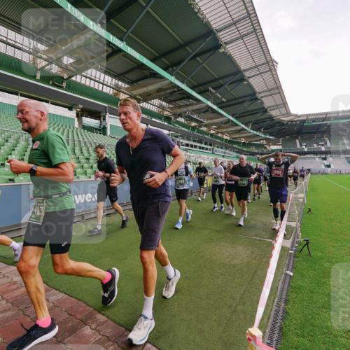 13.09.2026 - 21. swb-Marathon Bremen Michael Burmester http://msf.ph/oto/10326372 13.09.2026 13:30:27 Laufen im Stadion 122, 171, 224, 297, 405, 422, 476, 639, 685, 754, 767, 806, 986, 1114, 1217, 1242, 1270, 1529, 1615, 1633, 1634, 1775, 1810, 1811, 1886, 1983, 2216, 2238, 2242, 2249, 2263, 2326, 2368, 2372, 2436, 2449, 2546, 2615, 2629, 2637, 2643, 2677, 2719, 2738, 2740, 2830, 2869, 2871, 2877, 2918, 2994, 3020, 3053, 3094, 3101, 3129, 3227, 3274, 3286, 3361, 3401, 3563, 3605, 3723, 3755, 3758, 3873, 3876, 3898, 3929, 3953, 3965, 3971, 4011, 4056, 357 meine-sportfotos.de