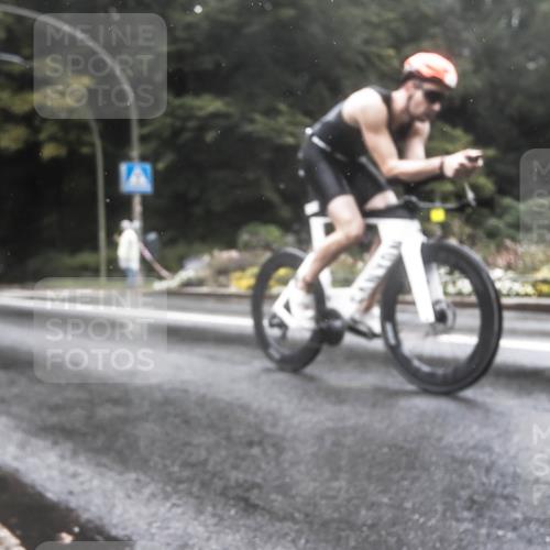 13.09.2026 - Stadtparktriathlon H.Heesch http://msf.ph/oto/10326382 13.09.2026 12:54:23 Radfahren 1087, 1189, 1273, 1299, 1400 meine-sportfotos.de