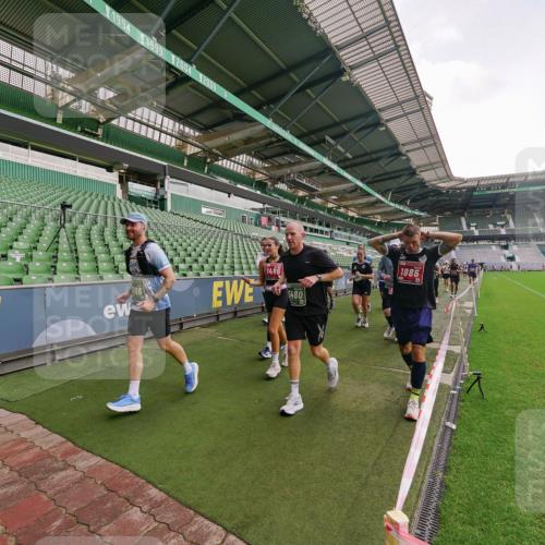 13.09.2026 - 21. swb-Marathon Bremen Michael Burmester http://msf.ph/oto/10326386 13.09.2026 13:30:28 Laufen im Stadion 122, 171, 224, 297, 405, 422, 476, 639, 754, 767, 806, 1114, 1217, 1242, 1270, 1529, 1615, 1633, 1634, 1775, 1810, 1811, 1886, 1983, 2216, 2238, 2242, 2249, 2263, 2326, 2368, 2372, 2436, 2449, 2546, 2615, 2629, 2637, 2643, 2677, 2719, 2738, 2740, 2830, 2869, 2871, 2877, 2918, 2994, 3020, 3053, 3094, 3101, 3129, 3227, 3274, 3286, 3361, 3401, 3563, 3605, 3723, 3755, 3758, 3873, 3876, 3898, 3929, 3953, 3965, 3971, 4011, 4056, 357 meine-sportfotos.de
