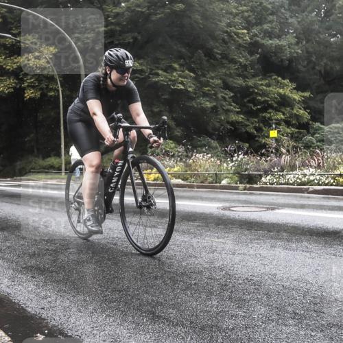 13.09.2026 - Stadtparktriathlon H.Heesch http://msf.ph/oto/10326424 13.09.2026 12:54:53 Radfahren 1179, 1217, 1258 meine-sportfotos.de