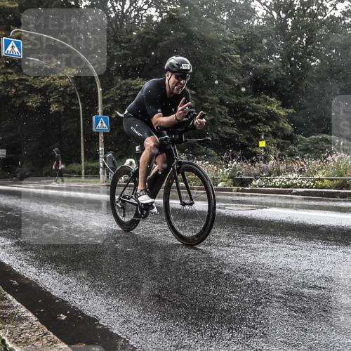 13.09.2026 - Stadtparktriathlon H.Heesch http://msf.ph/oto/10326426 13.09.2026 11:43:10 Radfahren 758, 908, 916, 924 meine-sportfotos.de