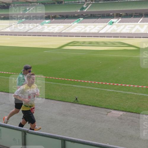 13.09.2026 - 21. swb-Marathon Bremen Michael Burmester http://msf.ph/oto/10326442 13.09.2026 12:55:59 Laufen im Stadion 201, 205, 307, 388, 411, 431, 465, 495, 655, 854, 876, 913, 926, 948, 1053, 1058, 1130, 1197, 1390, 1537, 1599, 1645, 1750, 1972, 2001, 2040, 2122, 2125, 2234, 2251, 2260, 2319, 2383, 2390, 2473, 2474, 2535, 2604, 2634, 2733, 2761, 2812, 2870, 2922, 2948, 3057, 3119, 3134, 3175, 3192, 3202, 3206, 3241, 3246, 3290, 3346, 3348, 3356, 3411, 3508, 3706, 3716, 3836, 4135, 4137, 4171, 4413, 4479, 4733, 5277, 5430, 5530, 5695, 5867, 6106 meine-sportfotos.de