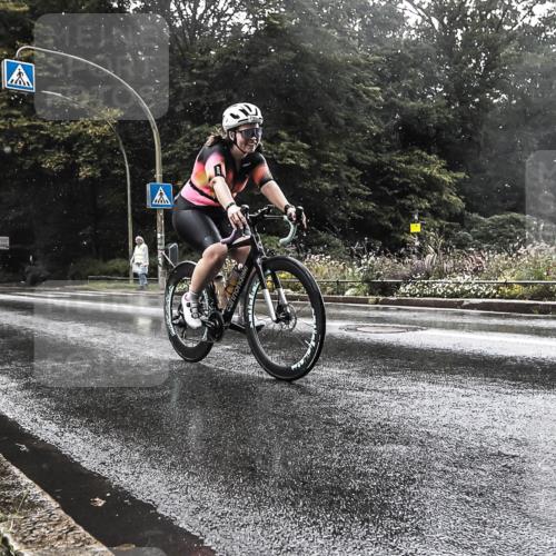 13.09.2026 - Stadtparktriathlon H.Heesch http://msf.ph/oto/10326455 13.09.2026 11:43:35 Radfahren 796, 812, 847, 937 meine-sportfotos.de