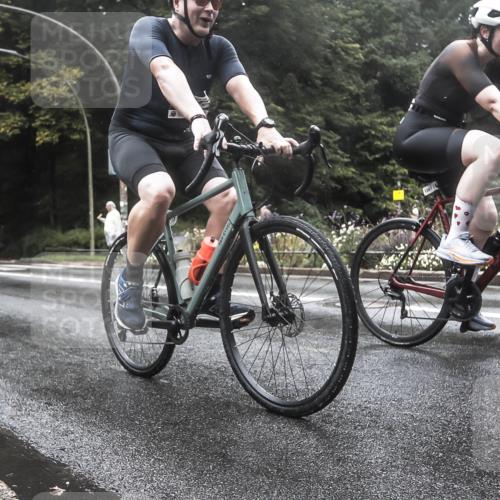 13.09.2026 - Stadtparktriathlon H.Heesch http://msf.ph/oto/10326464 13.09.2026 12:55:06 Radfahren 1245, 1261, 1376 meine-sportfotos.de