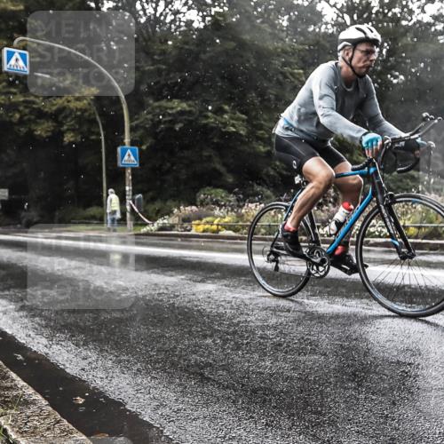 13.09.2026 - Stadtparktriathlon H.Heesch http://msf.ph/oto/10326467 13.09.2026 11:43:46 Radfahren 938 meine-sportfotos.de