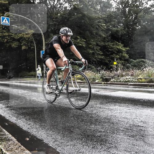 13.09.2026 - Stadtparktriathlon H.Heesch http://msf.ph/oto/10326486 13.09.2026 11:44:02 Radfahren 713, 808, 851, 894, 904, 928, 963 meine-sportfotos.de