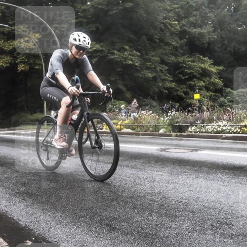 13.09.2026 - Stadtparktriathlon H.Heesch http://msf.ph/oto/10326488 13.09.2026 12:55:18 Radfahren 1072, 1076, 1129, 1218, 1250, 1405 meine-sportfotos.de