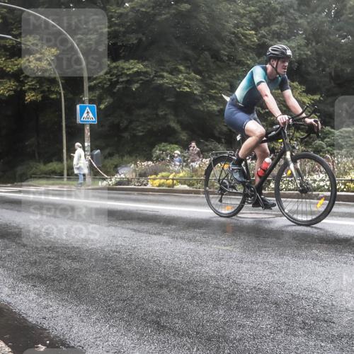 13.09.2026 - Stadtparktriathlon H.Heesch http://msf.ph/oto/10326491 13.09.2026 12:55:18 Radfahren 1072, 1076, 1129, 1218, 1250, 1405 meine-sportfotos.de