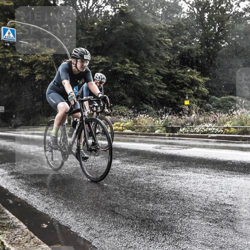 13.09.2026 - Stadtparktriathlon H.Heesch http://msf.ph/oto/10326492 13.09.2026 11:44:05 Radfahren 713, 823, 886, 894, 904, 928, 963 meine-sportfotos.de